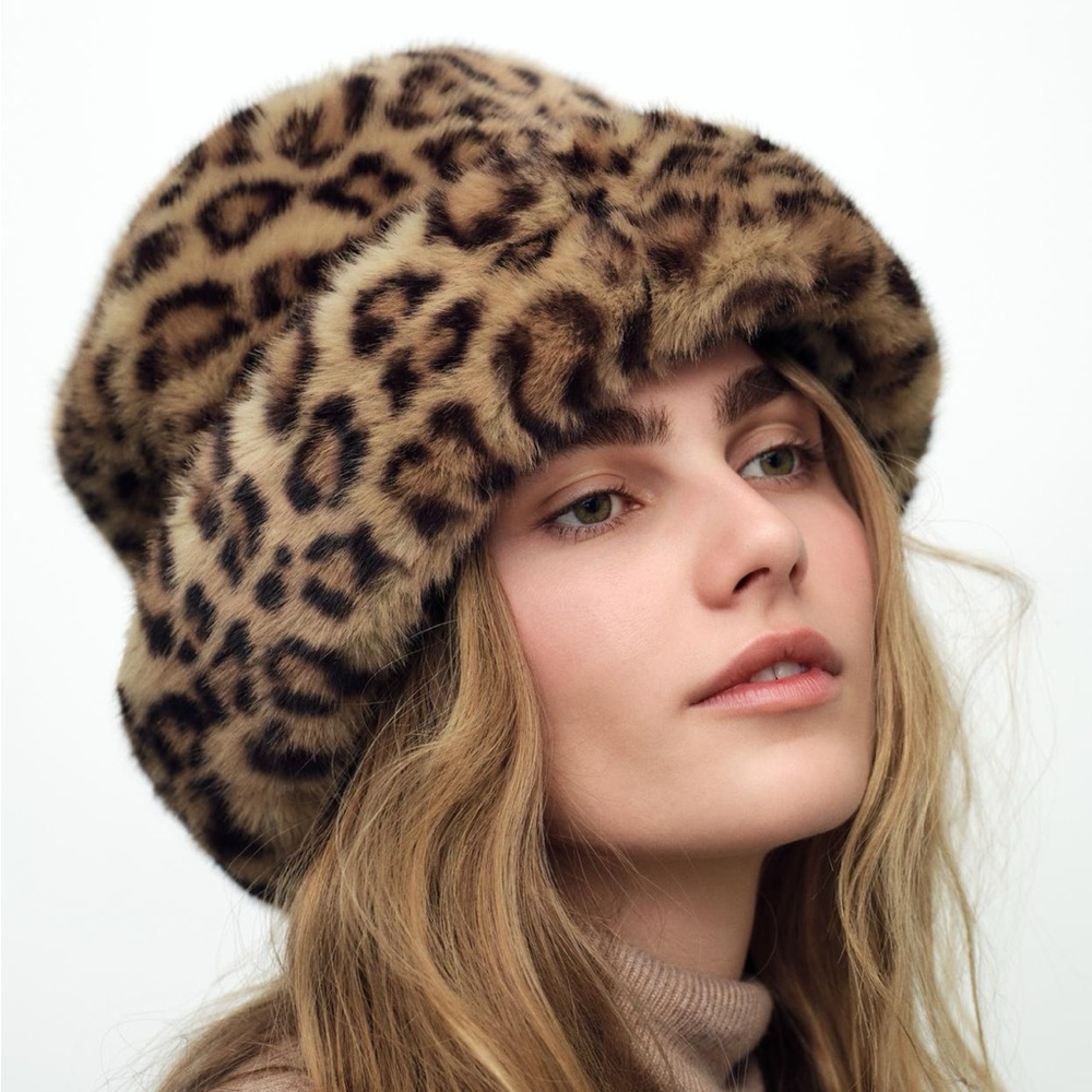 NWT Zara Animal print Faux Fur Hat